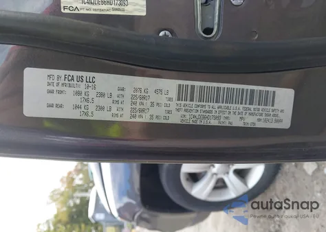 2017 Jeep Compass Latitude 4X4 from USA, damaged, VIN 1C4NJDEB6HD173093